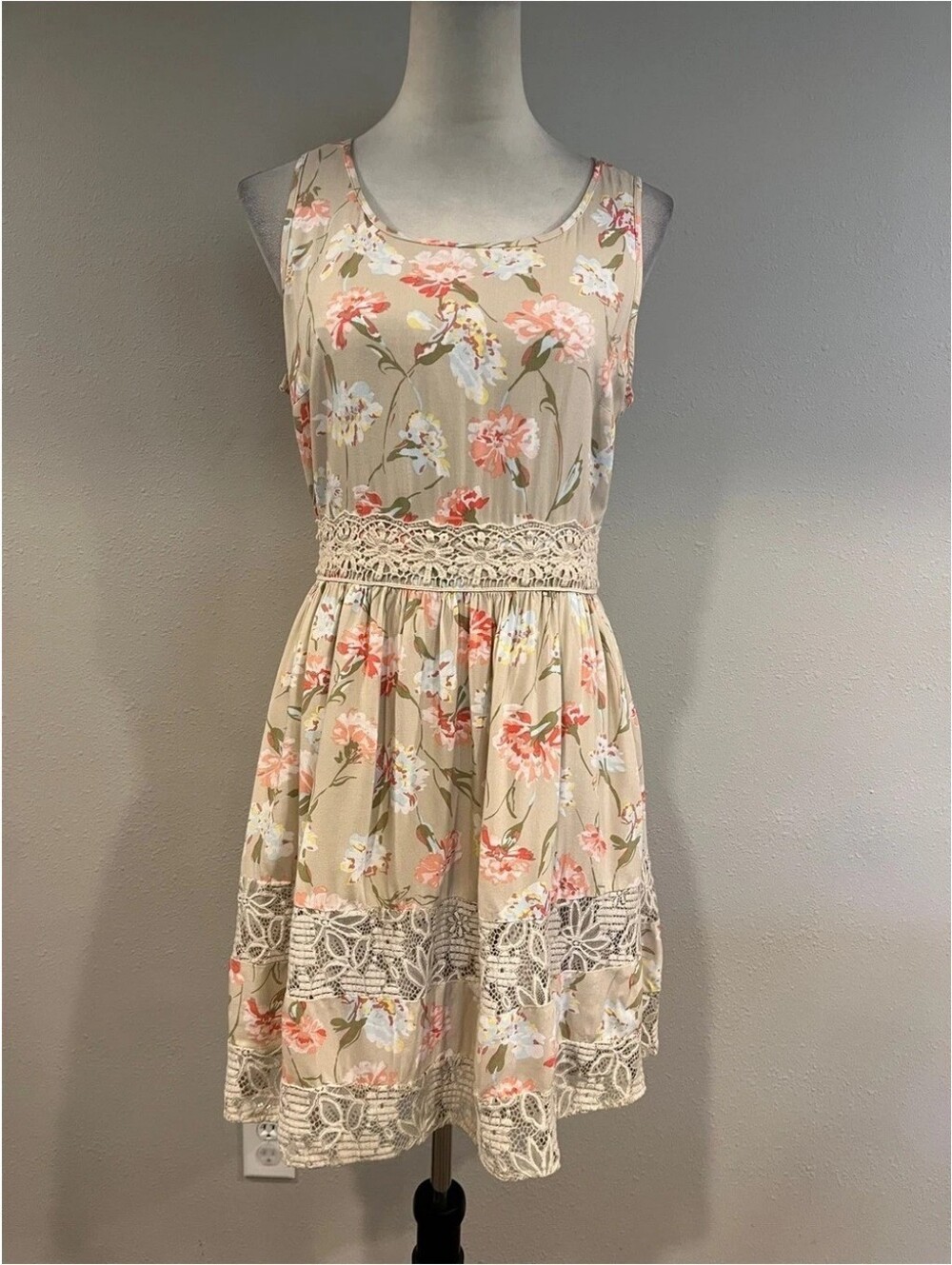 Sleeveless Beige Floral Crochet Waist Dress - Light Floral